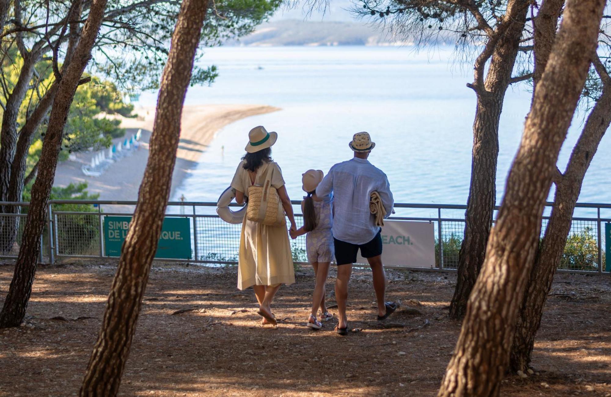 Bluesun Hotel Elaphusa Μπολ Εξωτερικό φωτογραφία